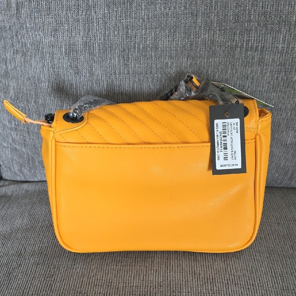 Badgley Mischka Quilted Crossbody Bag And Coinpurse Set, NWT - Picture 5 of 12